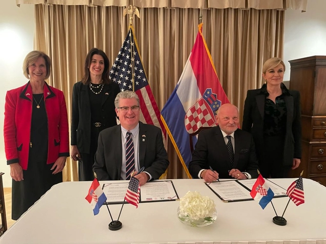 Croatia House Signing
